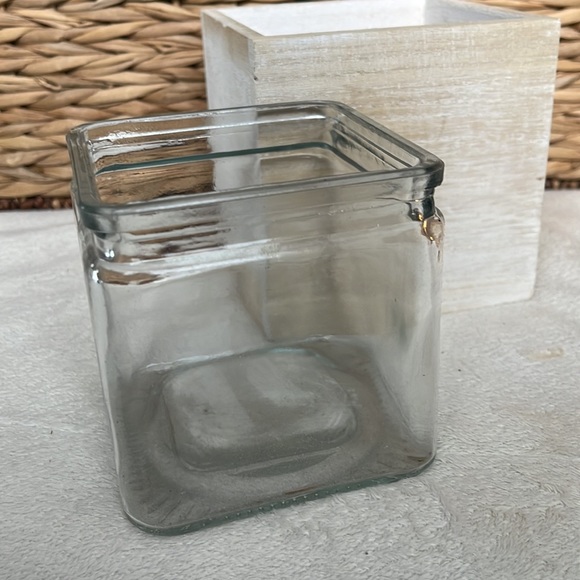 Snowflake Wooden White Wash Candle Square Holder Excellent With Glass Inside - Picture 7 of 8